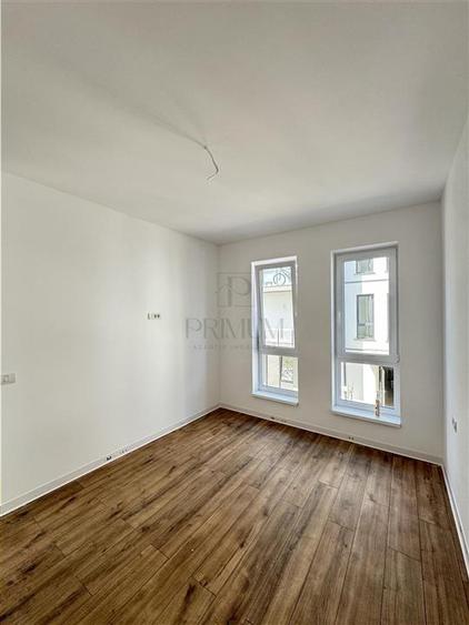 Apartament cu 2 camere semidecomandat în Giroc