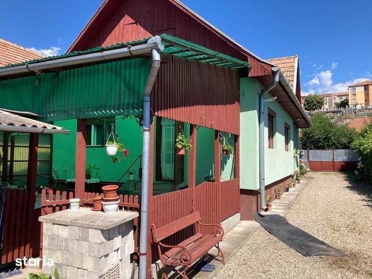 Casă cu 3 camere cu Teren 85 Mp în Central