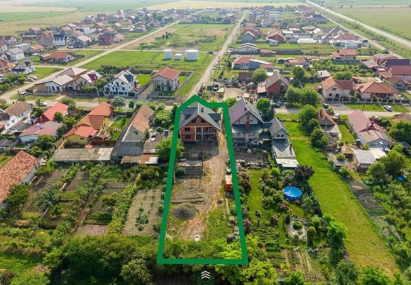 Casă individuală cu 5 camere cu Canalizare în Săcălaz