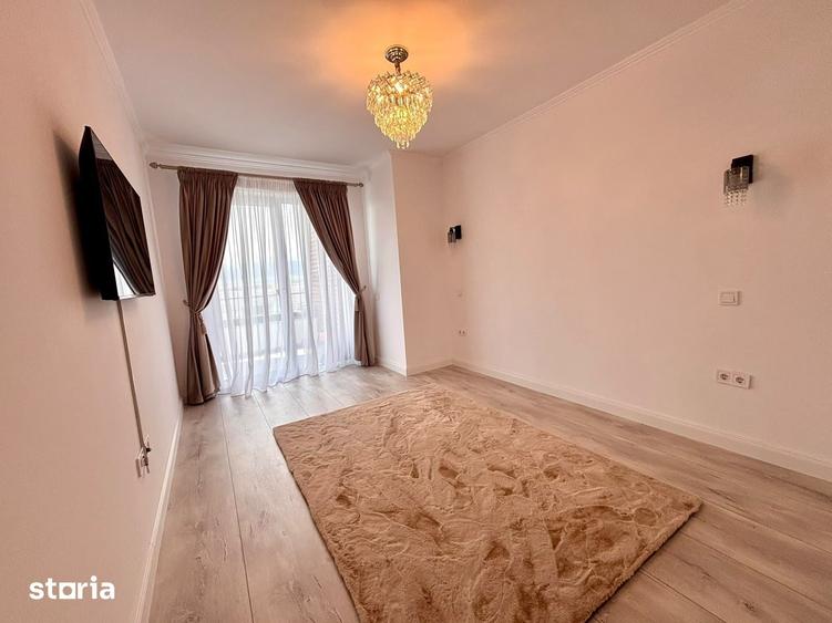 Apartament cu 5 camere în Cristian