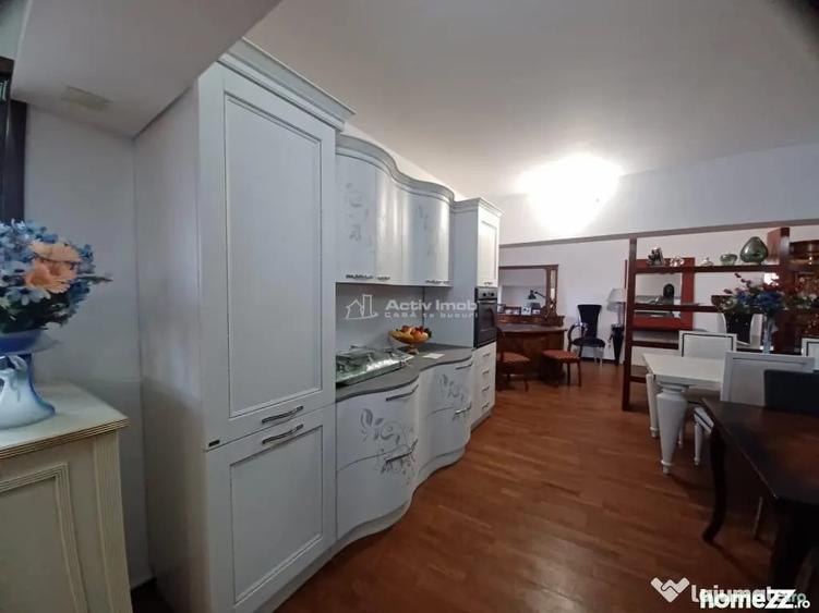 Spațiu comercial, de 1,140 mp, în Nord