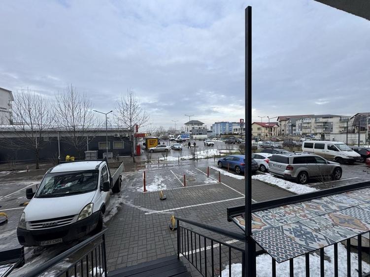 Spațiu comercial, de 60 mp, în Bragadiru