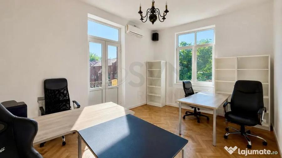 Casă cu 18 camere cu Teren 150 Mp în Grădina Icoanei