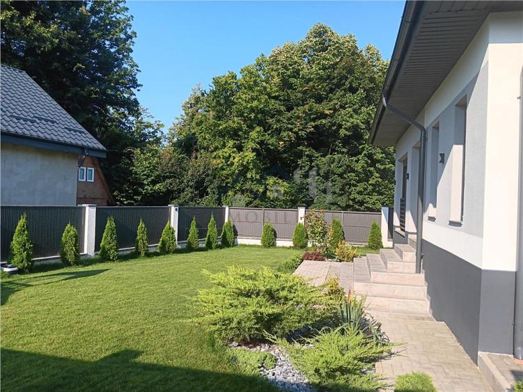 Barnova VILA LUX in spatele Primariei zona exclusivista cu p - 7