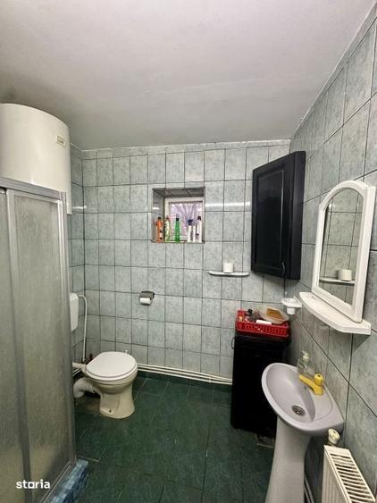 Casă cu 4 camere în Central