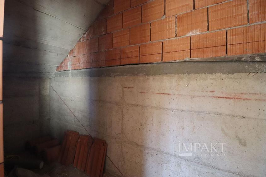 Casă individuală cu 6 camere cu Canalizare în Sălicea