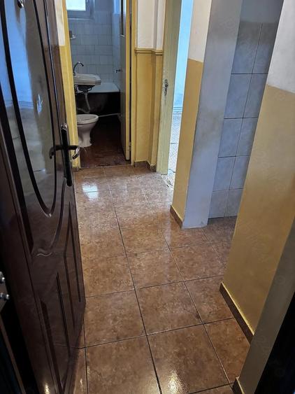 Garsonieră nedecomandată în Broșteni