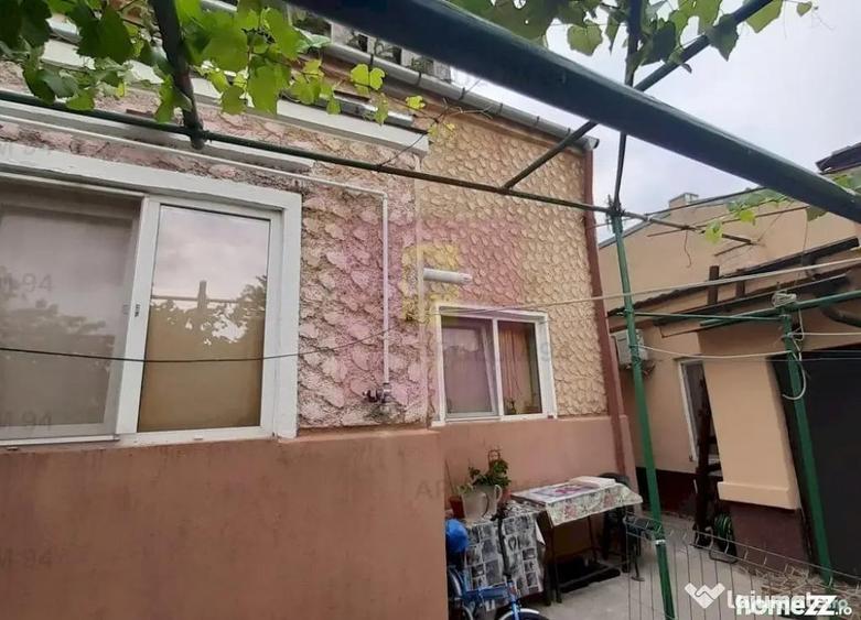 Casă cu 3 camere cu Teren 160 Mp în Calea Călărașilor