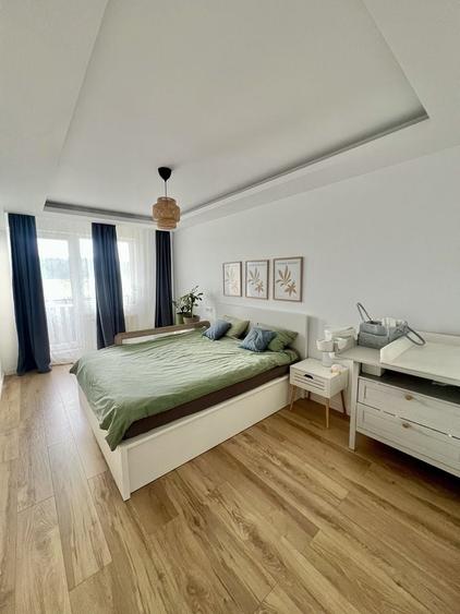 Apartament cu 3 camere decomandat în Baciu