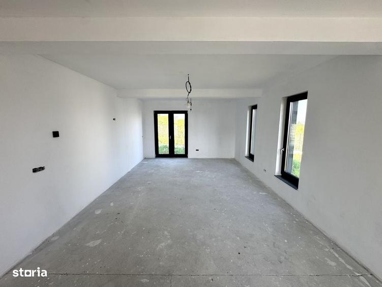 Casă cu 4 camere în Hlincea