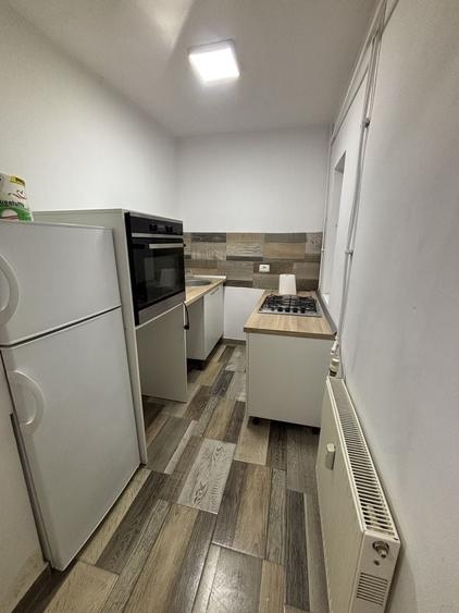 Garsonieră decomandată, mobilată în Aradului