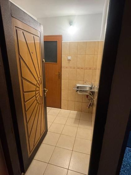 Garsonieră decomandată în Exterior Vest