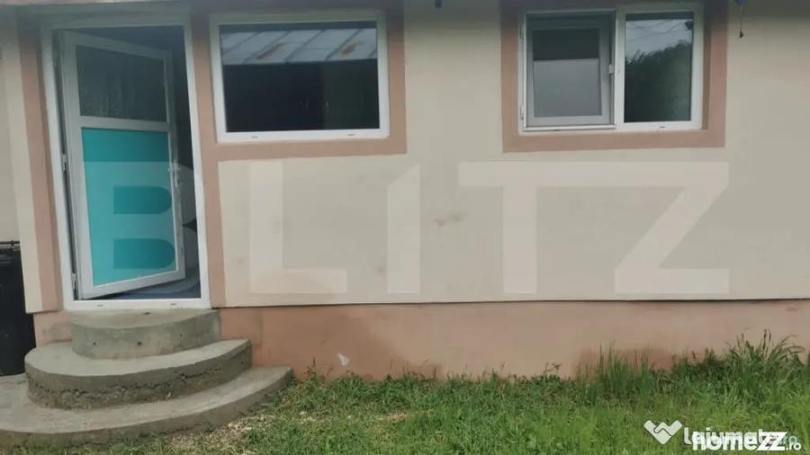Casă cu 2 camere cu Teren 420 Mp în Central