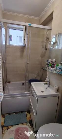 Apartament 2 camere complet renovat zona Scoala 7 - 6