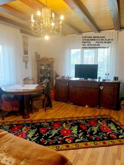 Casă individuală cu 7 camere cu Teren 2000 Mp în Exterior Vest