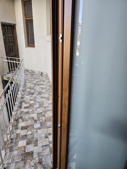 Apartament cu 3 camere decomandat, mobilat în Ultracentral