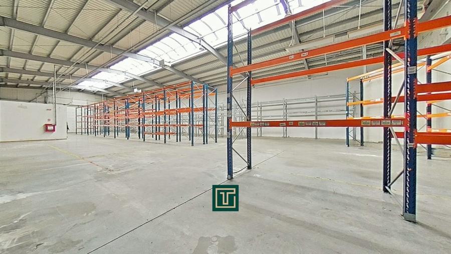 Spațiu industrial, de 730 mp, în Exterior Sud