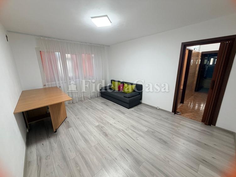 Apartament cu 3 camere în Alexandru cel Bun