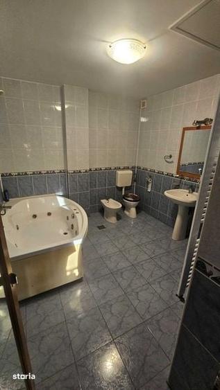 Apartament cu 4 camere în Titan