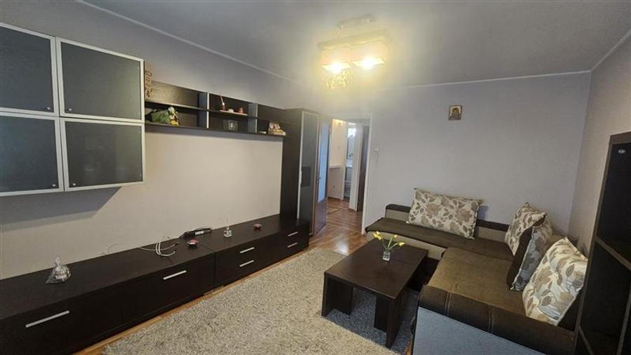 Apartament cu 2 camere decomandat, mobilat în Rahova