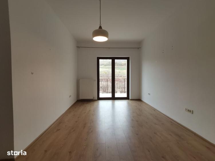Casă cu 4 camere în Borhanci