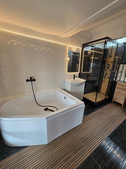 Apartament cu 4 camere decomandat, mobilat în Pipera