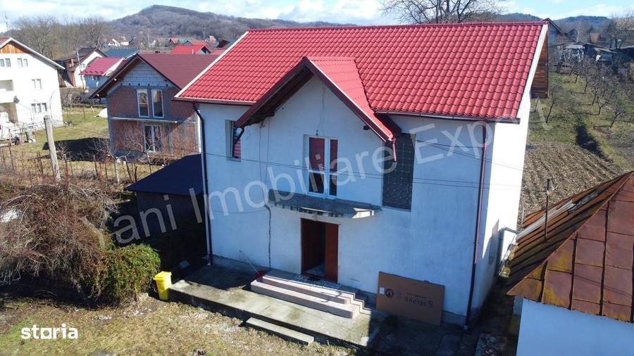 Casă cu 3 camere cu Teren 290 Mp în Central