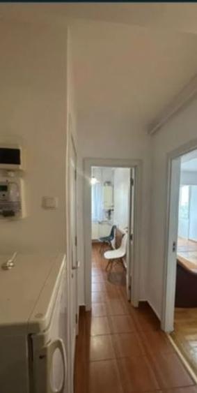 Apartament cu 2 camere semidecomandat în Cișmigiu
