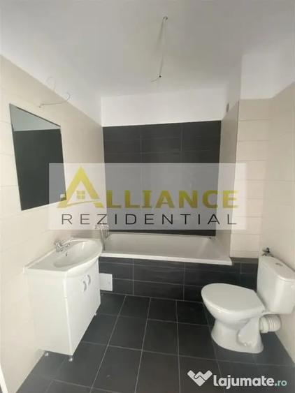 Apartament cu 3 camere decomandat în Berceni