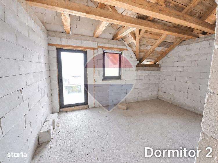 Casă cu 4 camere în Marginea