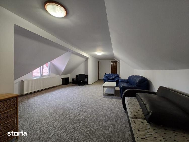 Casă cu 7 camere decomandat cu Teren 279 Mp în Grigorescu