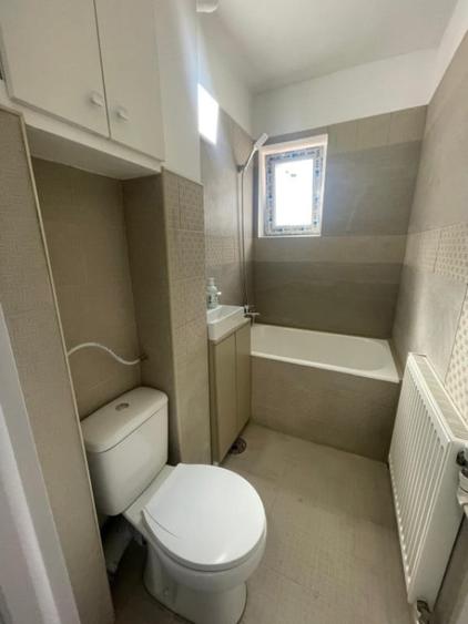 Apartament cu 2 camere decomandat în Valea Rosie