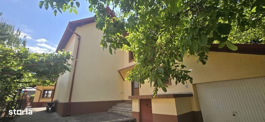 Casă cu 3 camere în Central