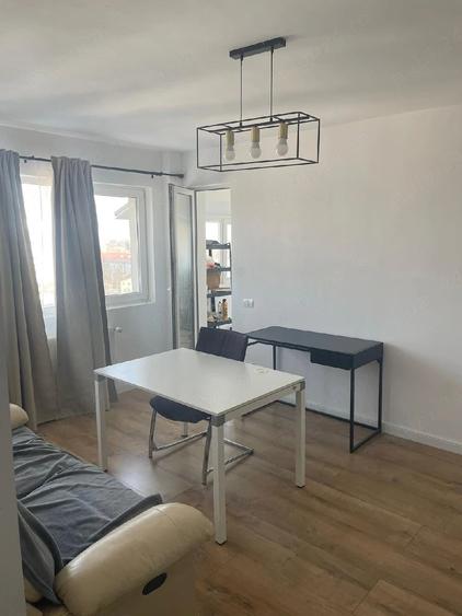 Apartament cu 2 camere semidecomandat în Bucureștii Noi
