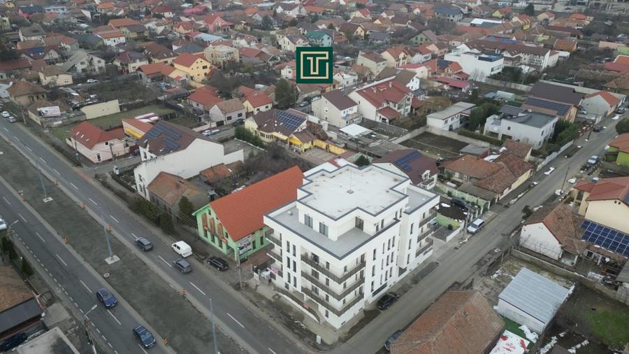 Penthouse cu 3 camere semidecomandat în Miorița