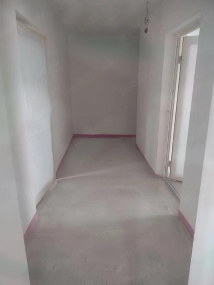 Casă cu 3 camere cu Teren 2400 Mp în Diosig