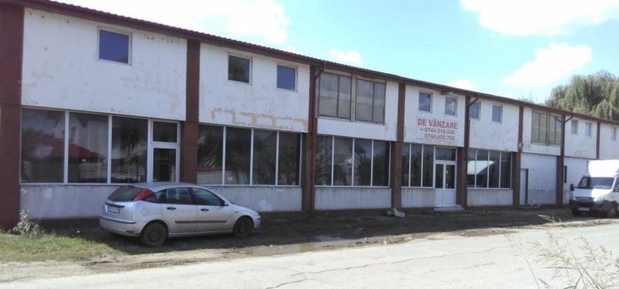 Spațiu industrial, de 928 mp, în Săgeata