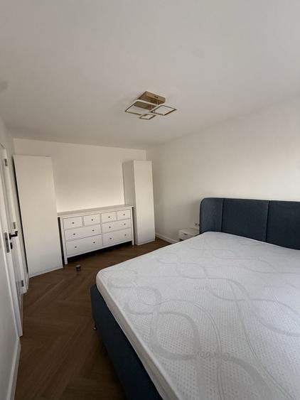 Apartament cu 2 camere semidecomandat în Săsar