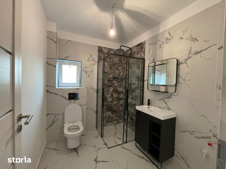 Casă cu 4 camere cu Teren 275 Mp în Remetea Mare