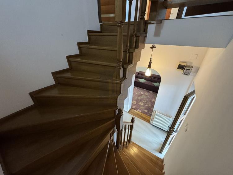 Casa cu 7 camere de vanzare in zona *Regie-Belvedere* - 24