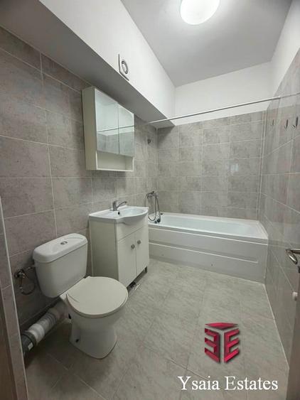 Apartament cu 2 camere decomandat în Universitate