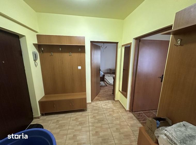 Garsonieră decomandată, mobilată în Calea Moldovei