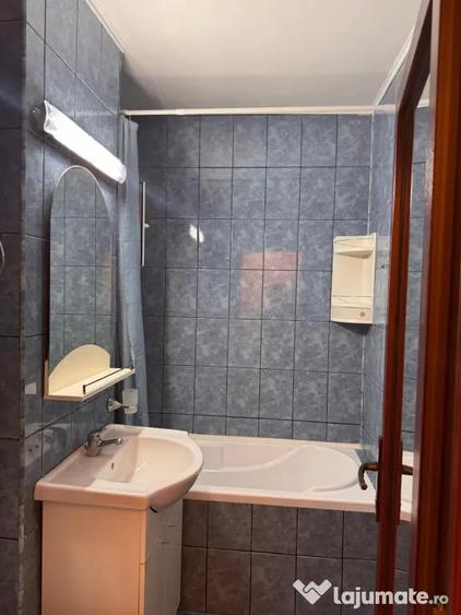 Apartament cu 2 camere decomandat în Vlahuță