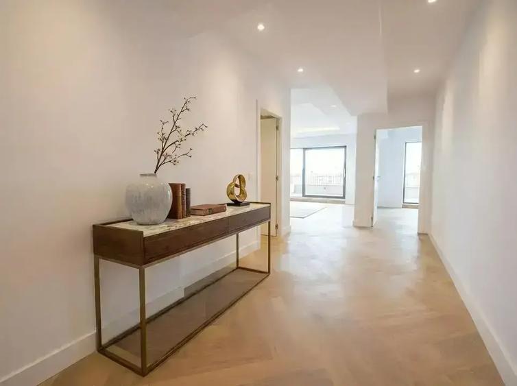 Apartament cu 3 camere decomandat în Unirii
