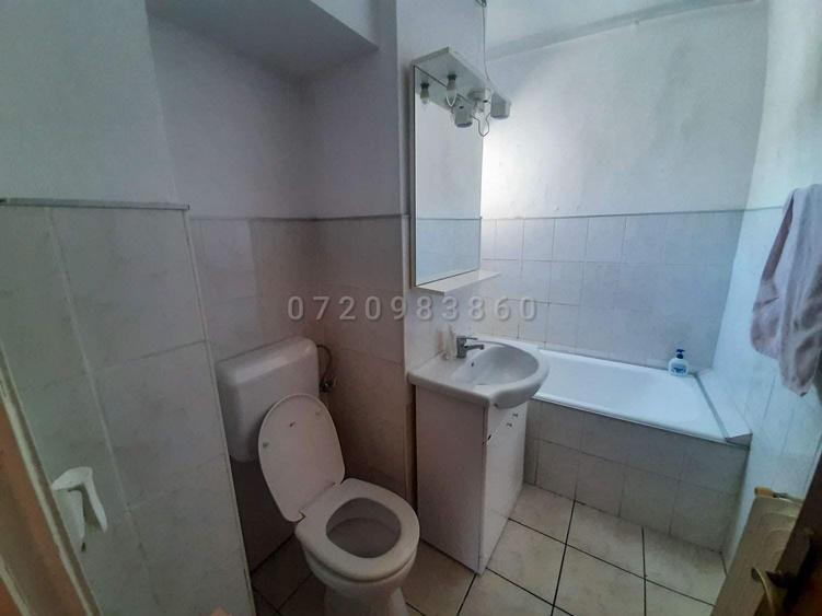 Apartament cu 2 camere decomandat în Calea Victoriei