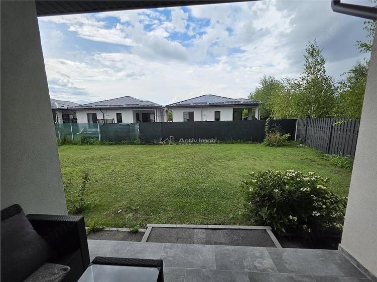 Casă cu 4 camere cu Teren 400 Mp în Tamași
