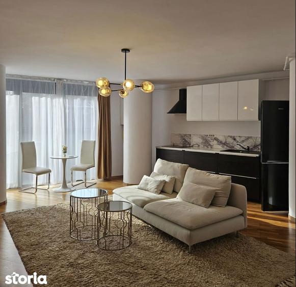 Apartament cu 2 camere semidecomandat în Victoriei