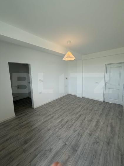 Casă individuală cu 4 camere cu Teren 425 Mp în Tomești