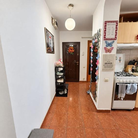 Apartament cu 2 camere decomandat în Bartolomeu