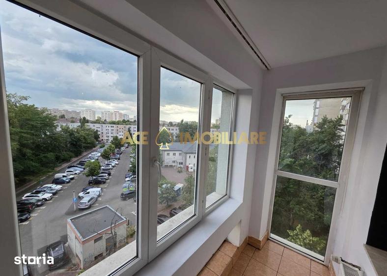 Apartament cu 3 camere, mobilat în Titan